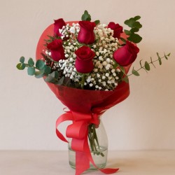 Bouquet 6 rosas rojas + jarrón